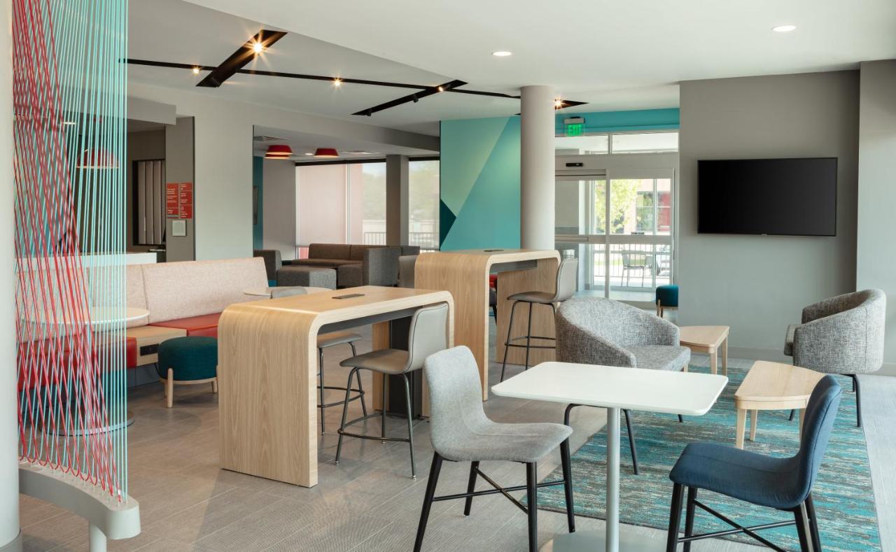 Avid Hotels - Madison - Monona By Ihg Exterior photo